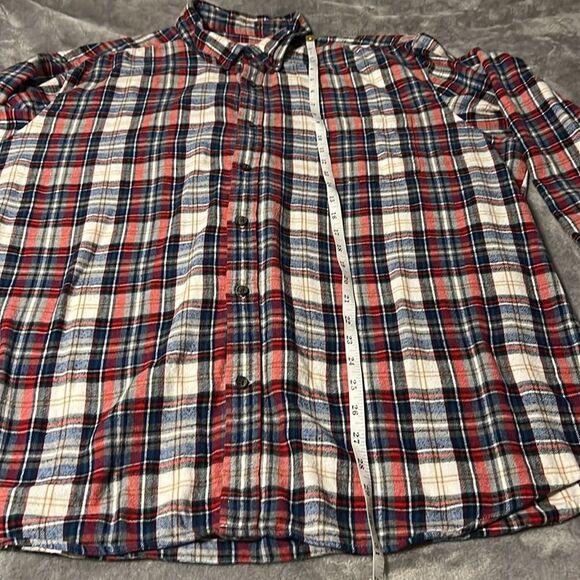 St. John’s Bay Men’s Plaid Button Down Shirt - Picture 3 of 5
